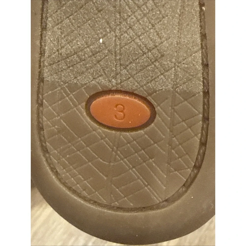 Girls Aria Livie & Luca Sz 3Y Ballet Flat Gold Shimmer Shoes EUC Quality Comfort